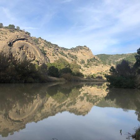Studio Apartment In Ardales, Cerca El Caminito Del Rey Y Embalses 외부 사진