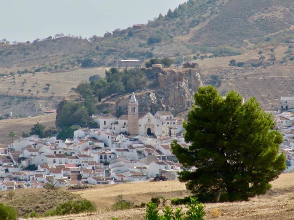 Studio Apartment In Ardales, Cerca El Caminito Del Rey Y Embalses 외부 사진