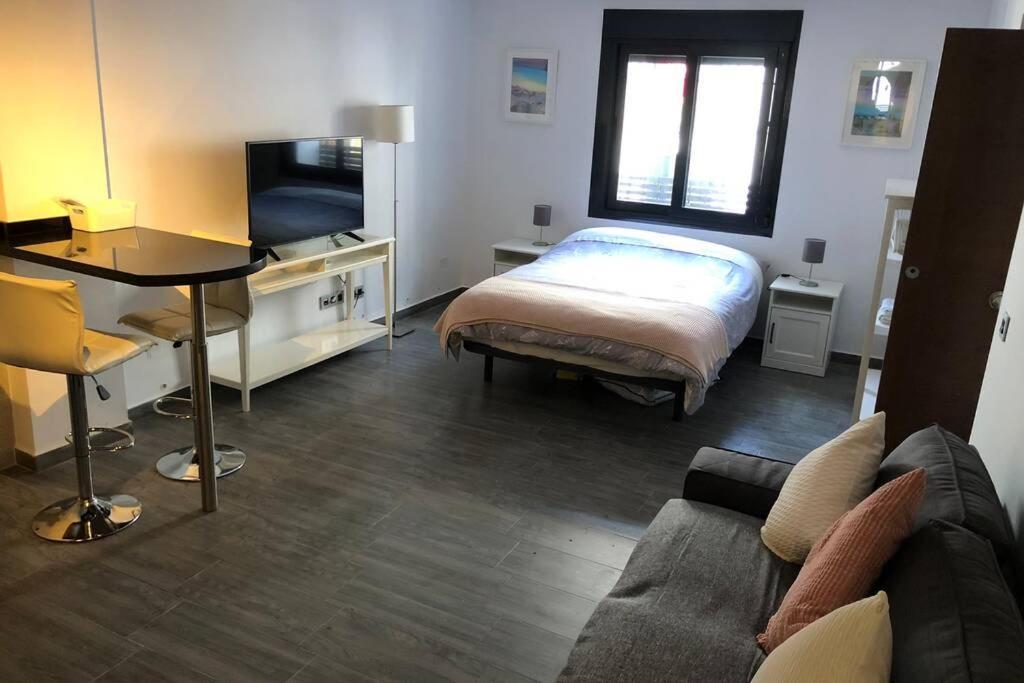 Studio Apartment In Ardales, Cerca El Caminito Del Rey Y Embalses 외부 사진